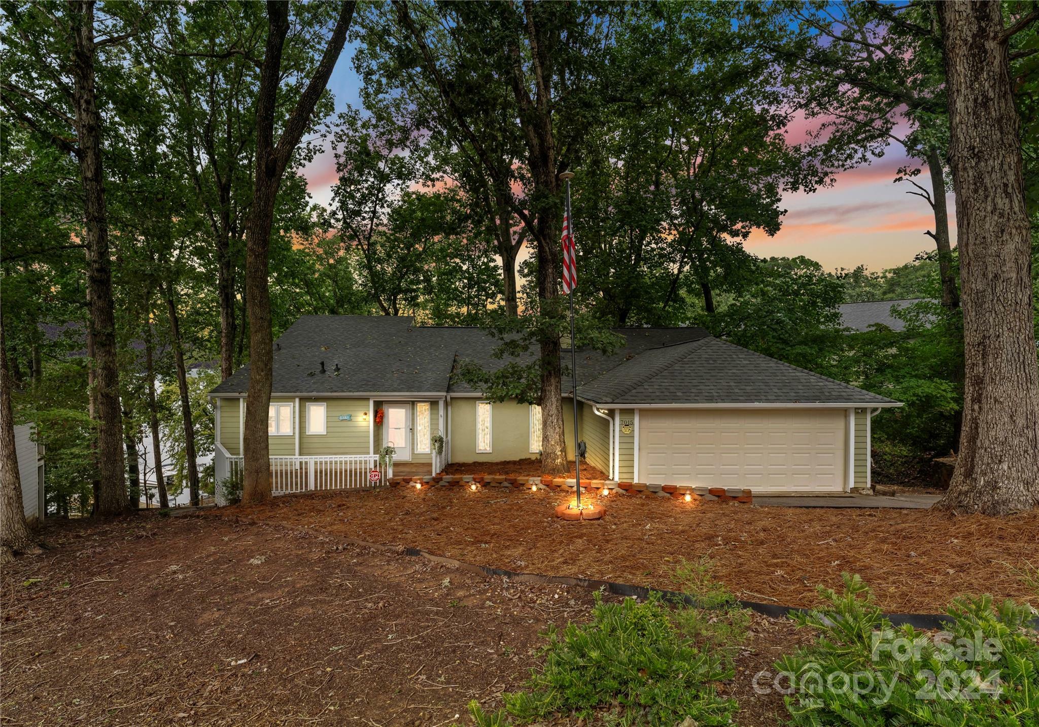 7015 Chelsea Day Lane  Tega Cay SC 29708 photo