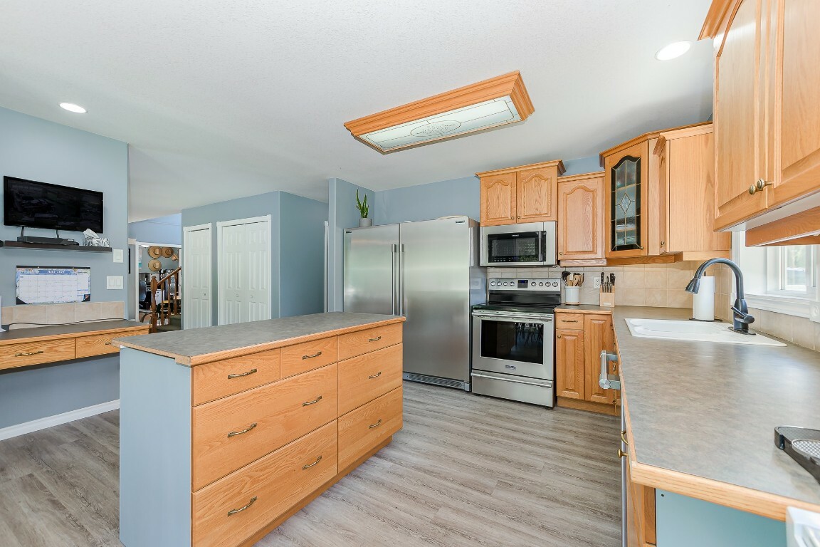 Photo de la propriété:  160 Carlin Street  BC V0E 1Y0 