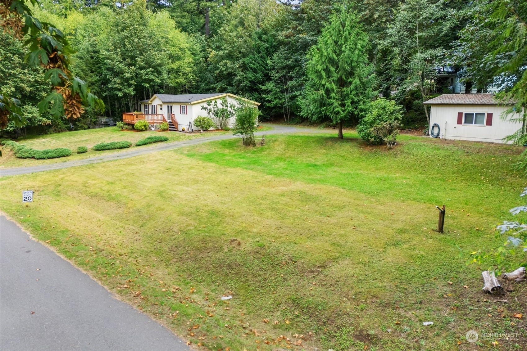 Property Photo:  11 SE Fuchsia Avenue  WA 98584 