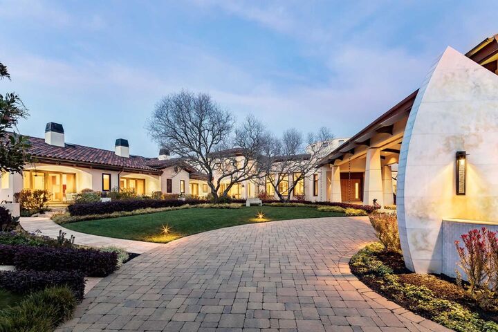 Property Photo: 27500 La Vida Real CA 94022