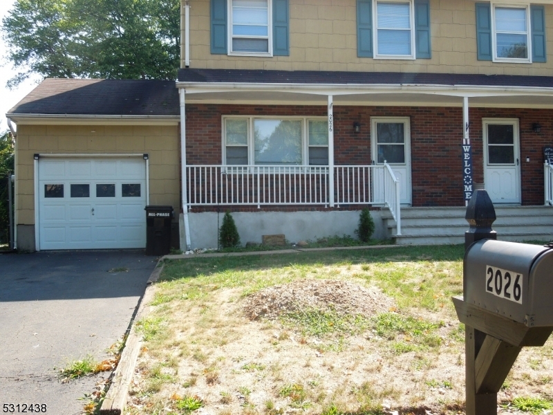 Property Photo:  2026 2nd Pl  NJ 07080 