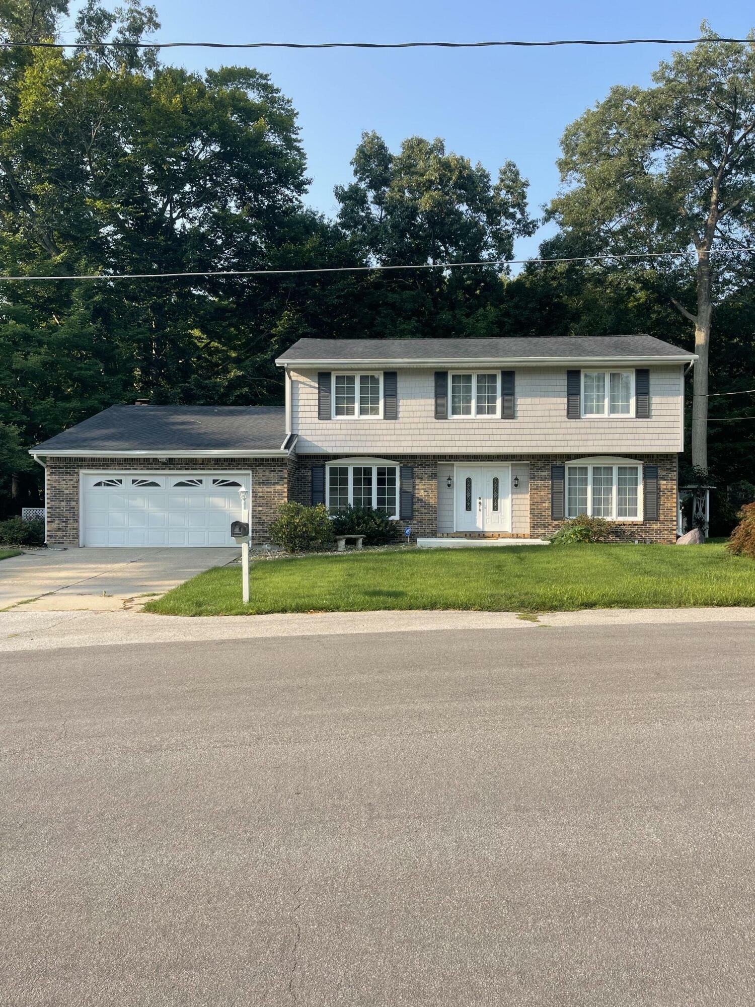 Property Photo:  16230 Woodcrest Drive  MI 49456 