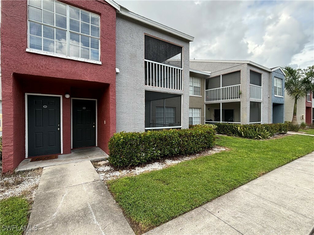 Property Photo:  201 Santa Clara Drive 201  FL 34104 