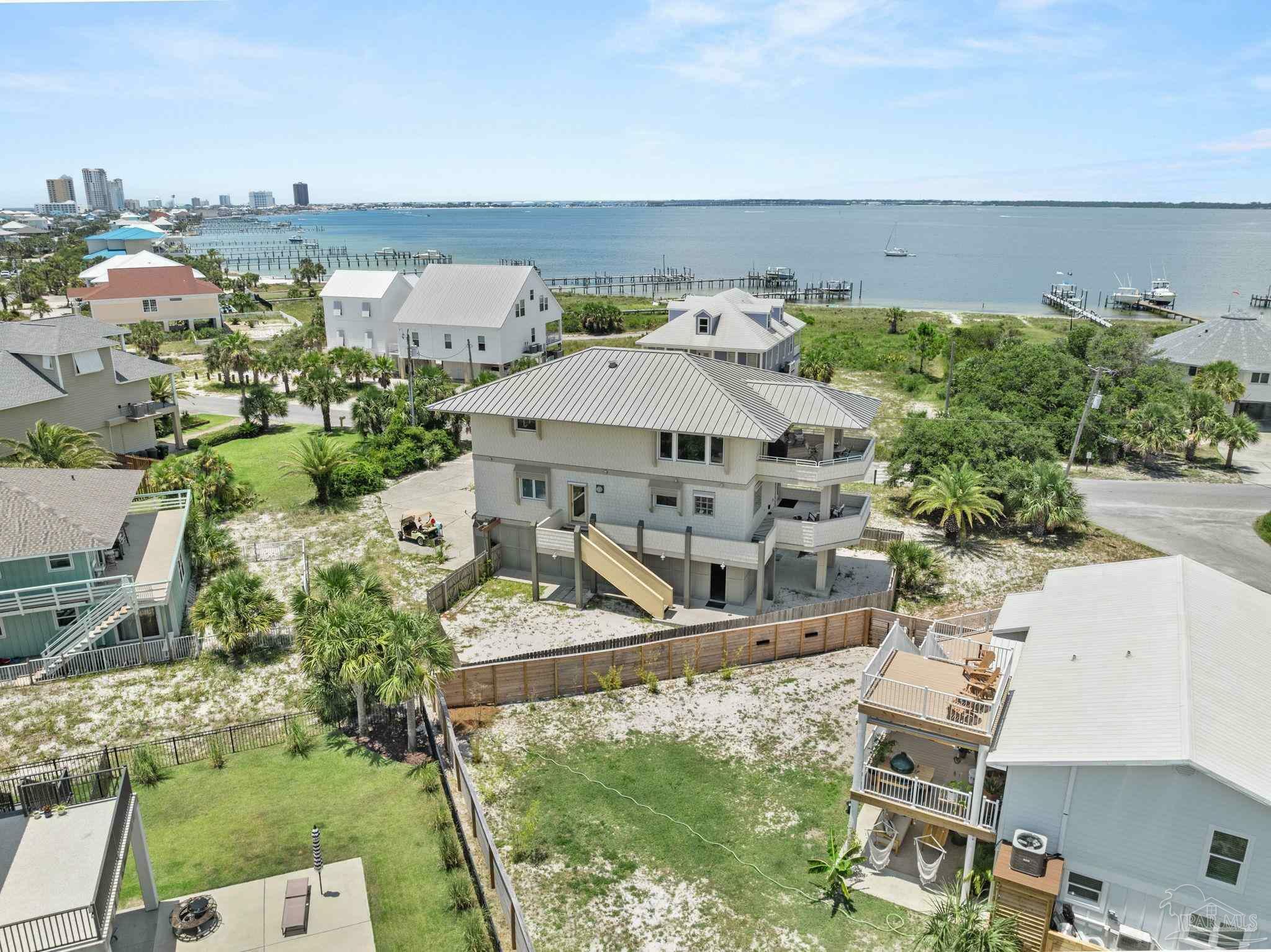 Property Photo:  802 Rio Vista Dr  FL 32561 