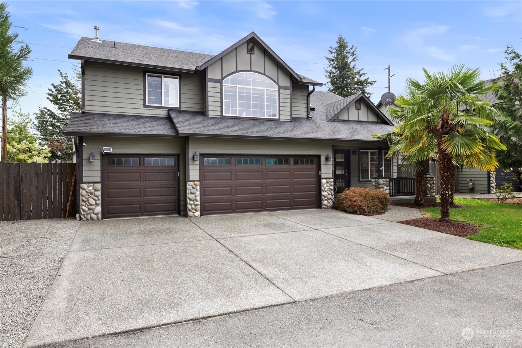 Property Photo:  12328 SE 276th Place  WA 98030 