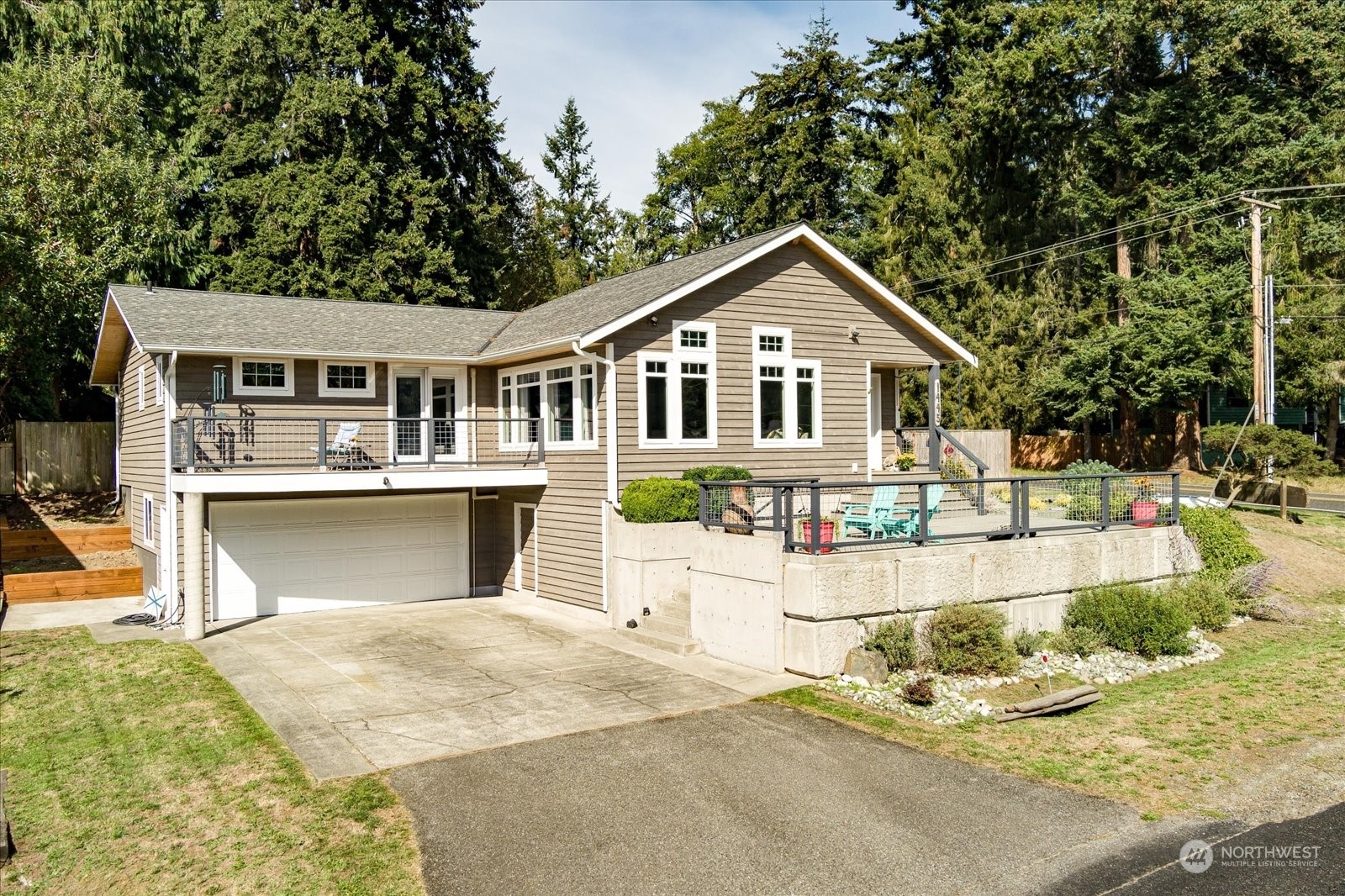 1445 Manor Way  Freeland WA 98249 photo