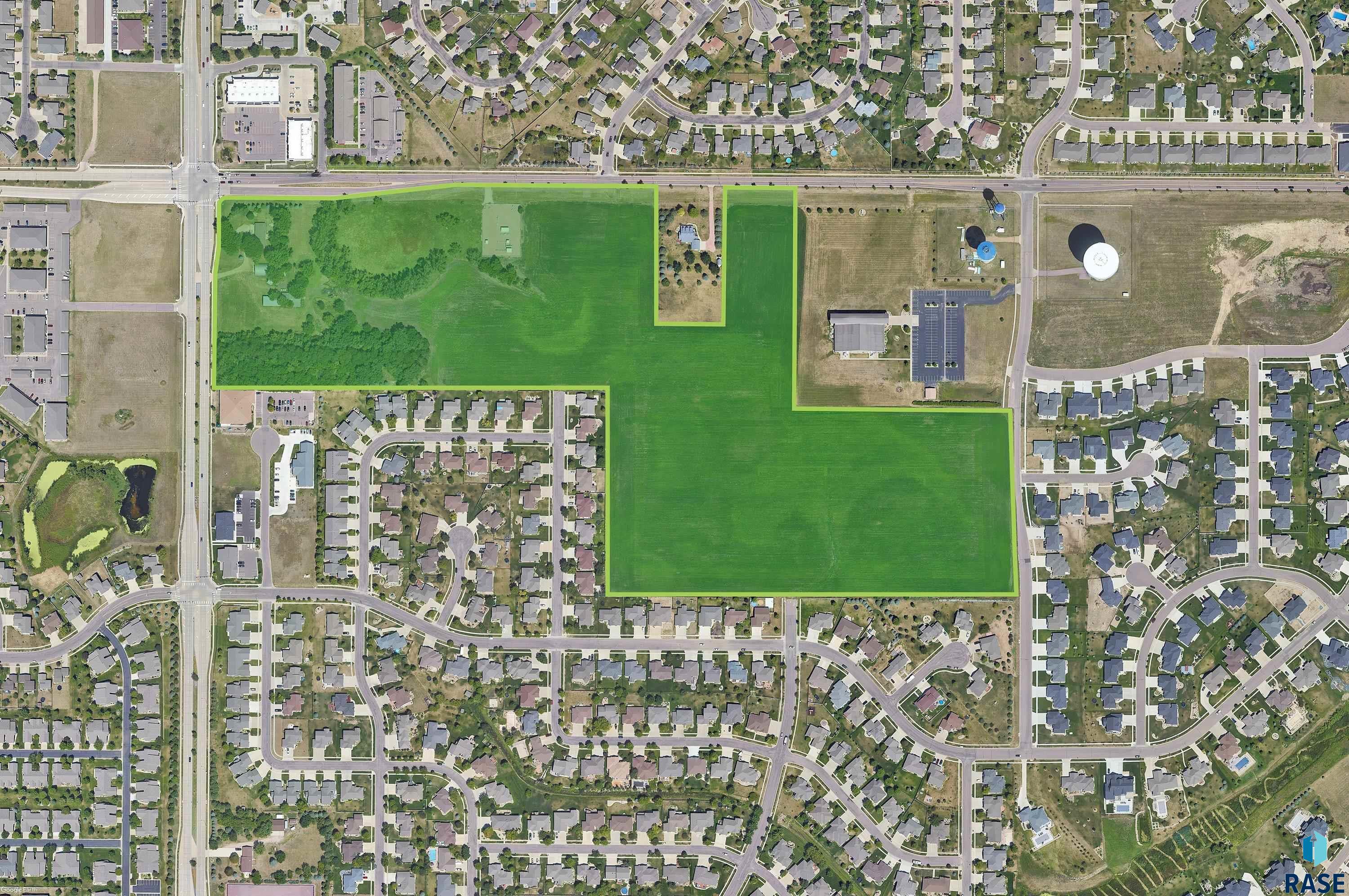 Property Photo: 27002 S Louise Ave SD 57108-8114