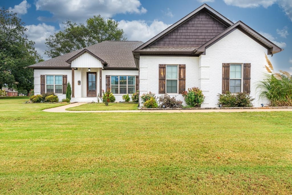 Property Photo:  23 McGee Way  AL 35674 - TUSCUMBI 