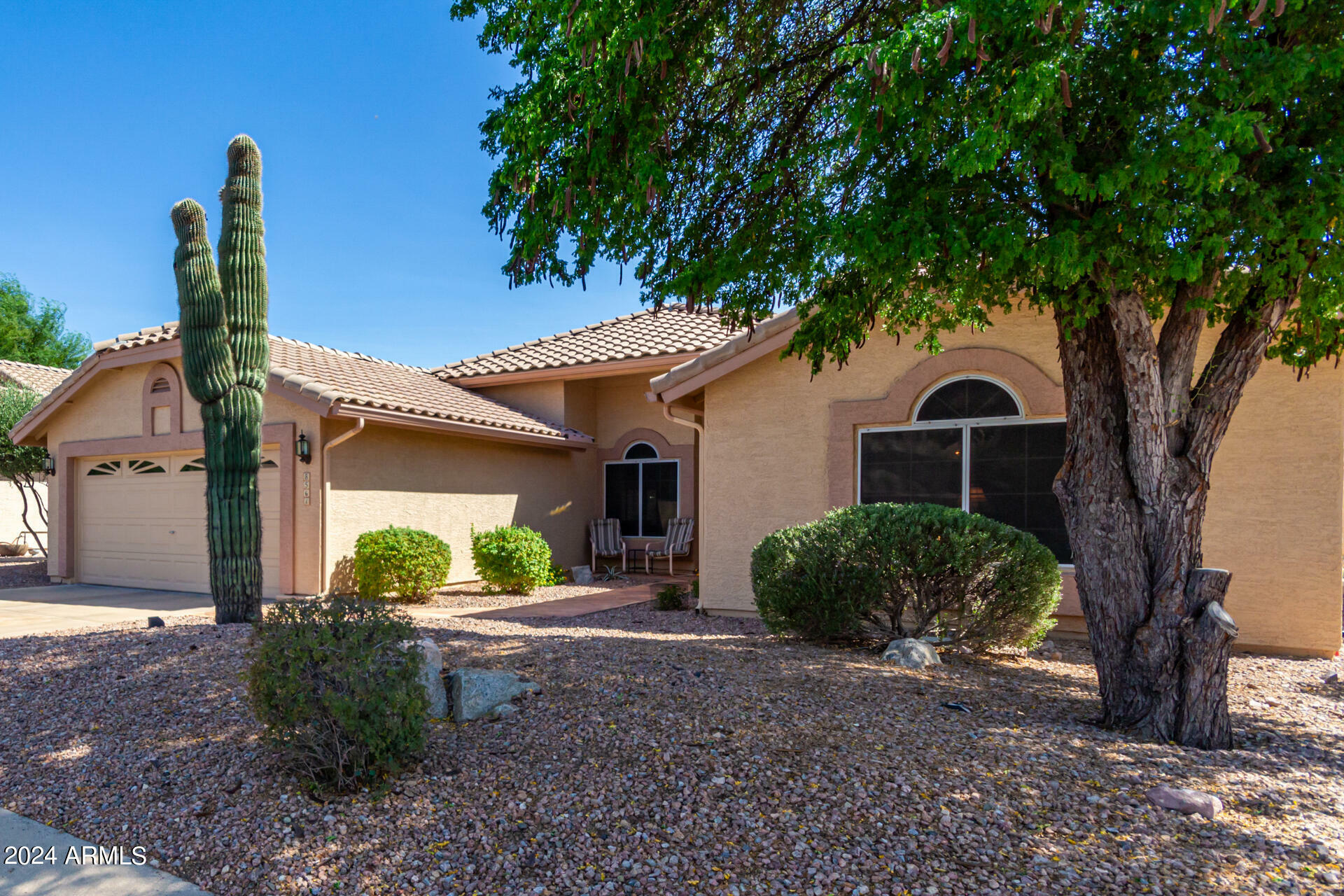 Property Photo:  8561 E Yucca Blossom Circle  AZ 85118 