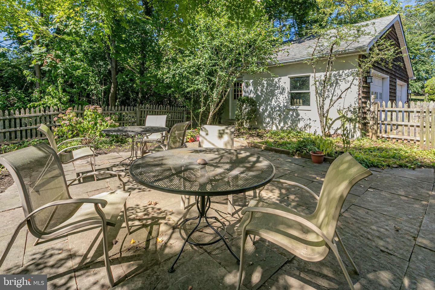 Property Photo:  82 Linden Lane  NJ 08540 