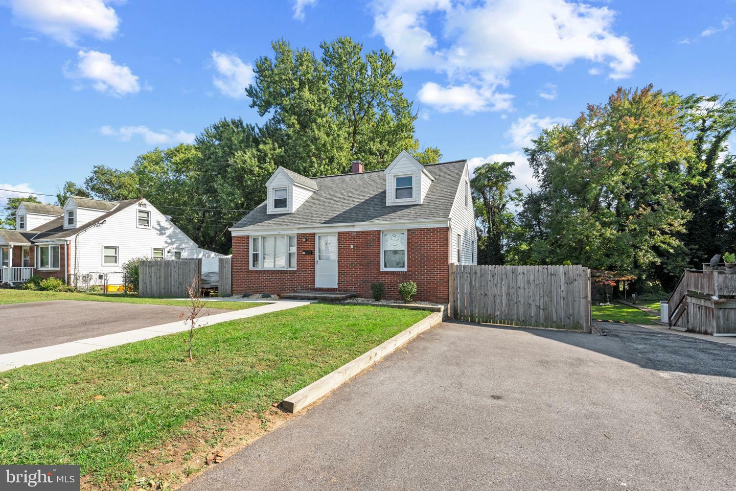 Property Photo:  415 Walton Avenue  MD 21225 