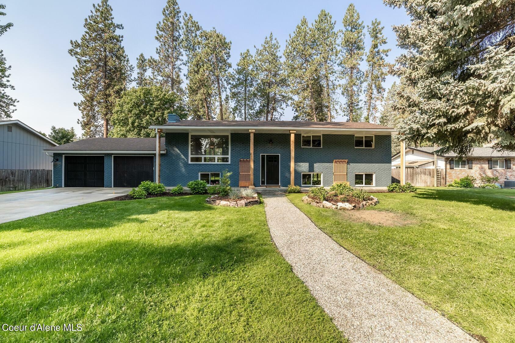 Property Photo:  4144 E Woodland Dr  ID 83854 