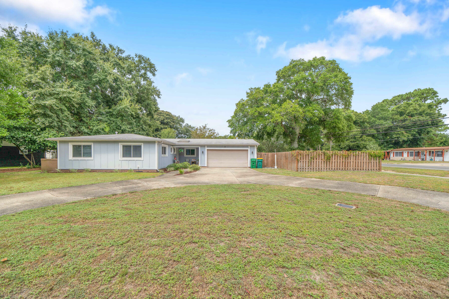 Property Photo:  33 Palmetto Drive  FL 32569 