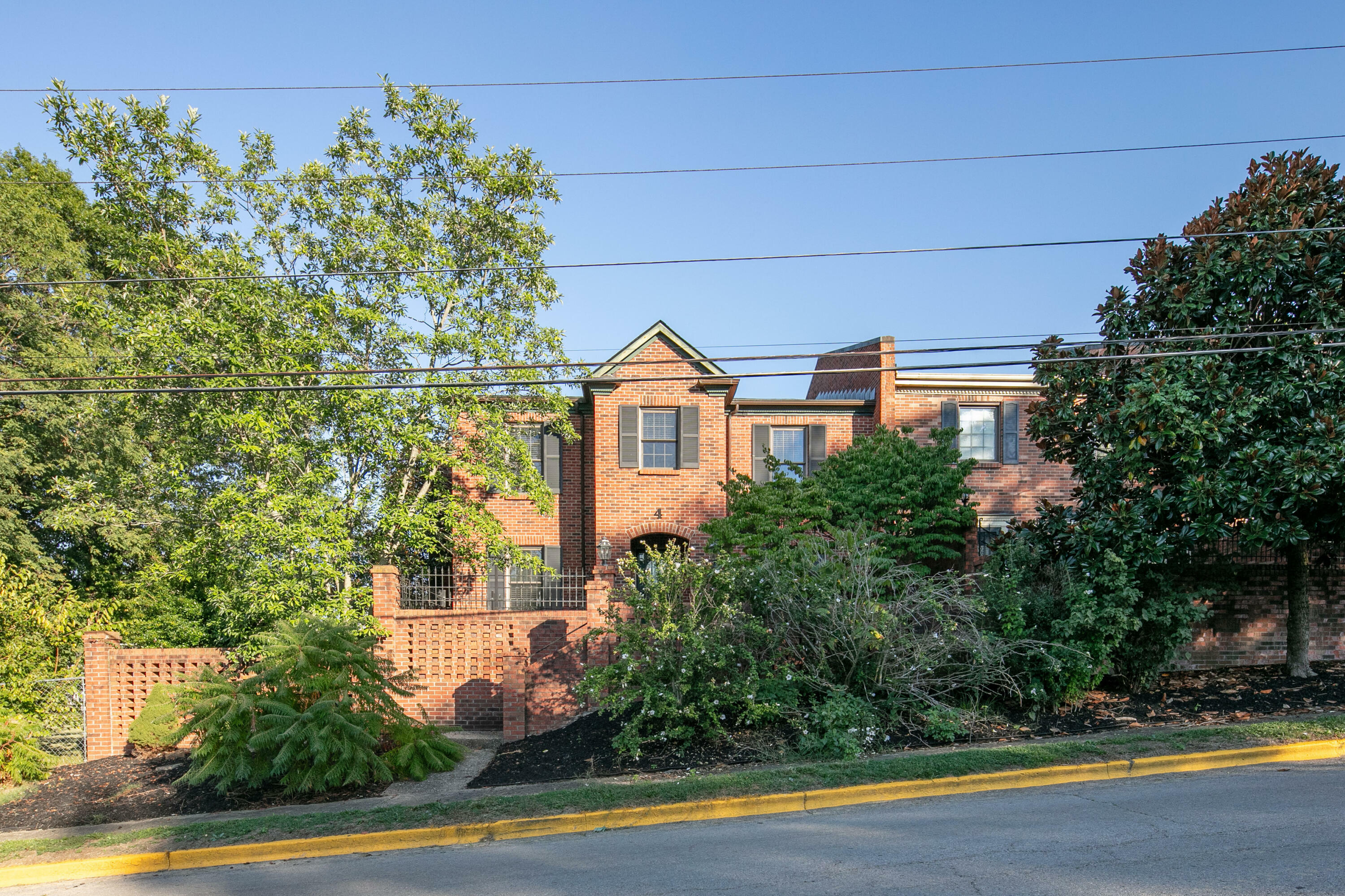 Property Photo: 229 Collins Street South #4 KY 40475
