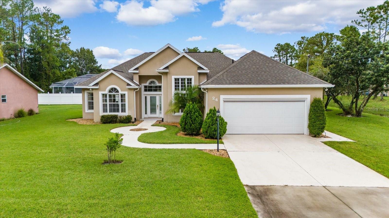Property Photo: 24 Wood Haven Drive FL 32164