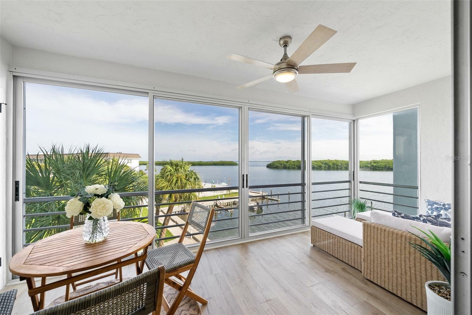 Property Photo:  600 Sutton Place 303B  FL 34228 