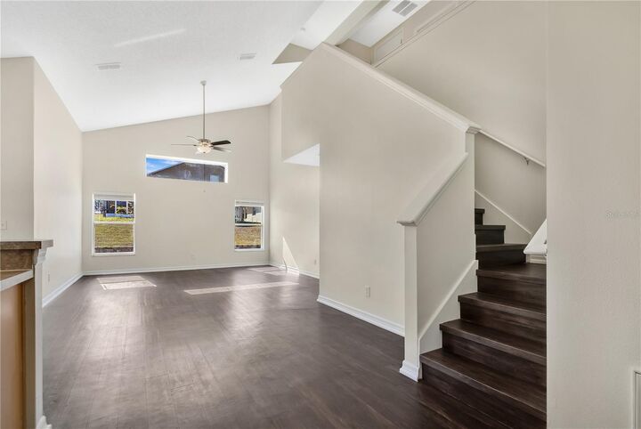 Property Photo: 1100 Bluegrass Drive FL 34736