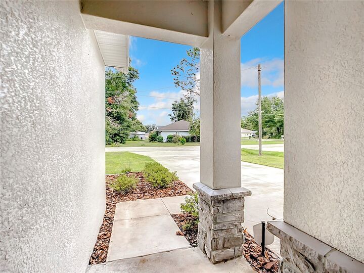 Property Photo:  8964 SE 158th Street  FL 34491 