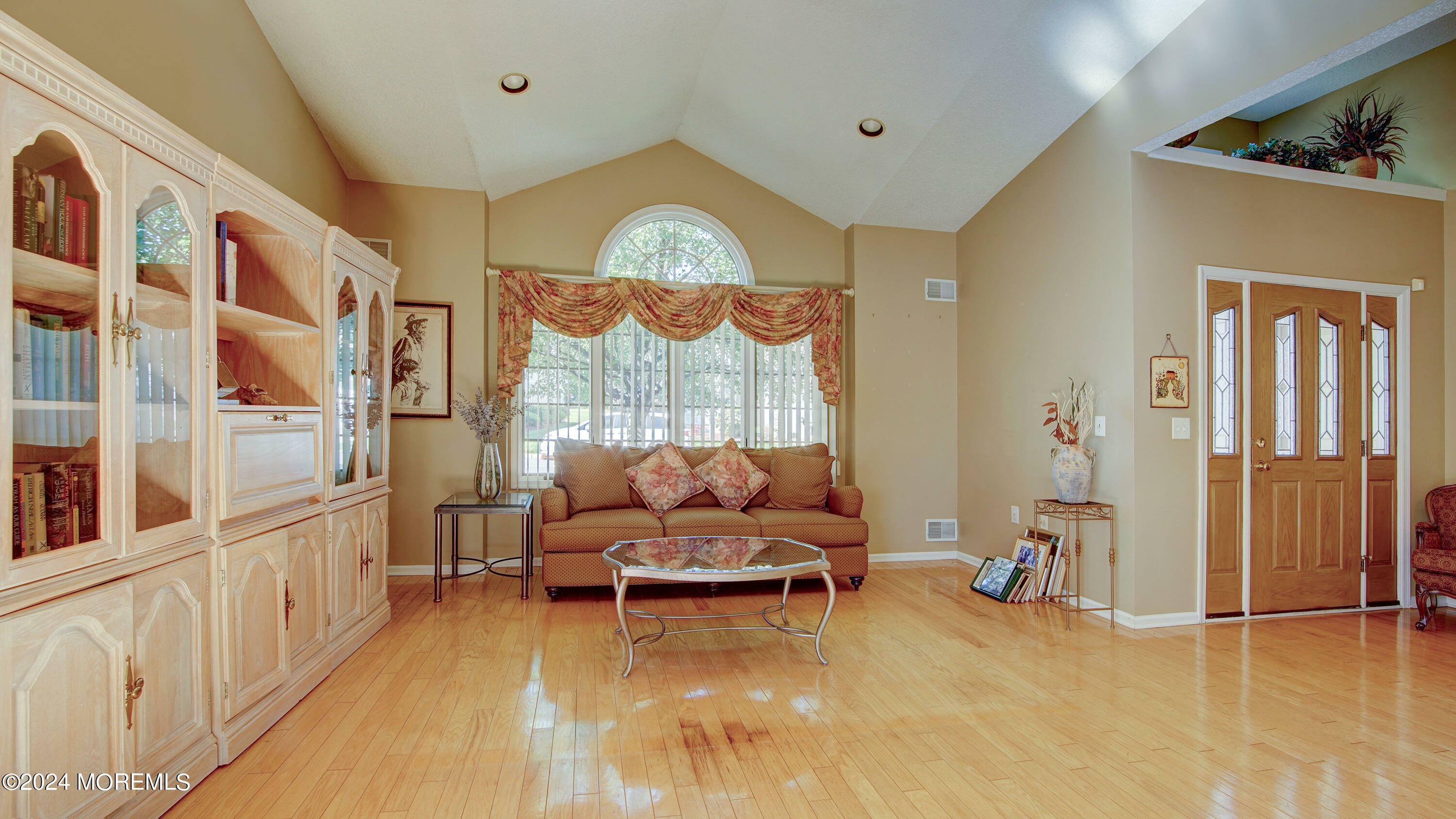 Property Photo:  74 Harwood Road  NJ 08831 