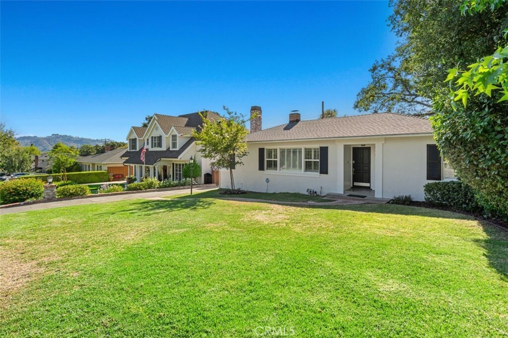 Property Photo:  4947 Alminar Avenue  CA 91011 