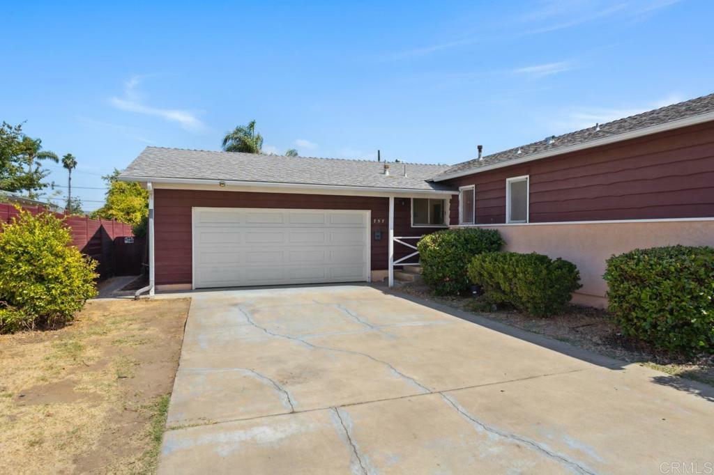 Property Photo:  757 Denise Lane  CA 92020 