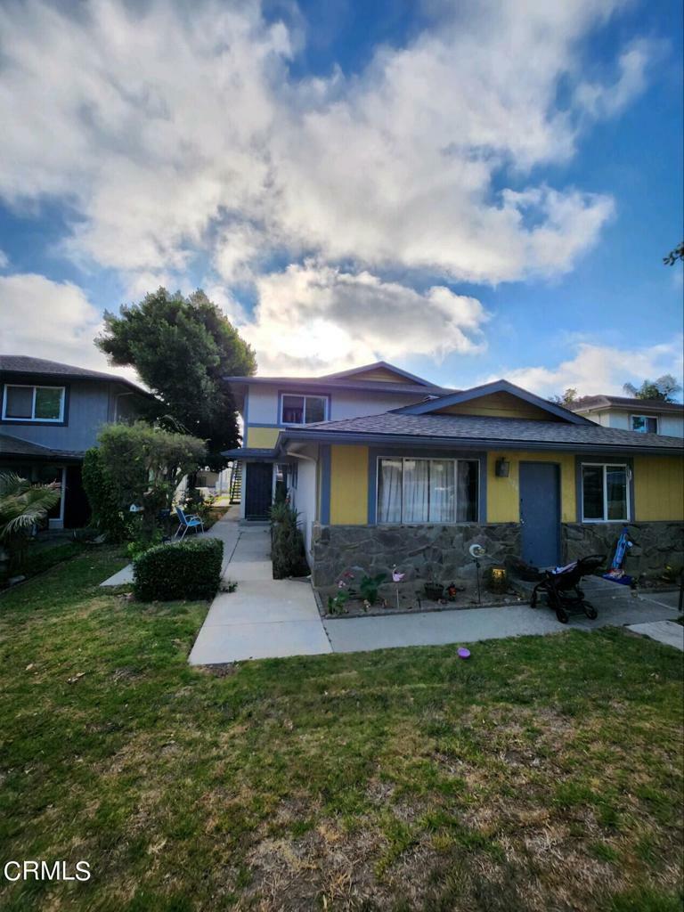 Property Photo:  1127 Saratoga Avenue  CA 93003 