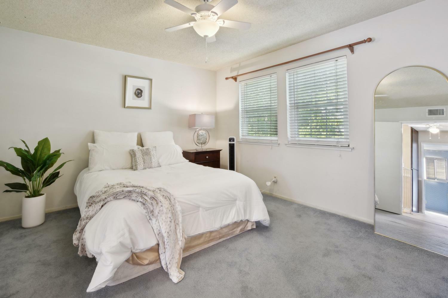 Property Photo:  4051 Oak Villa Circle  CA 95608 