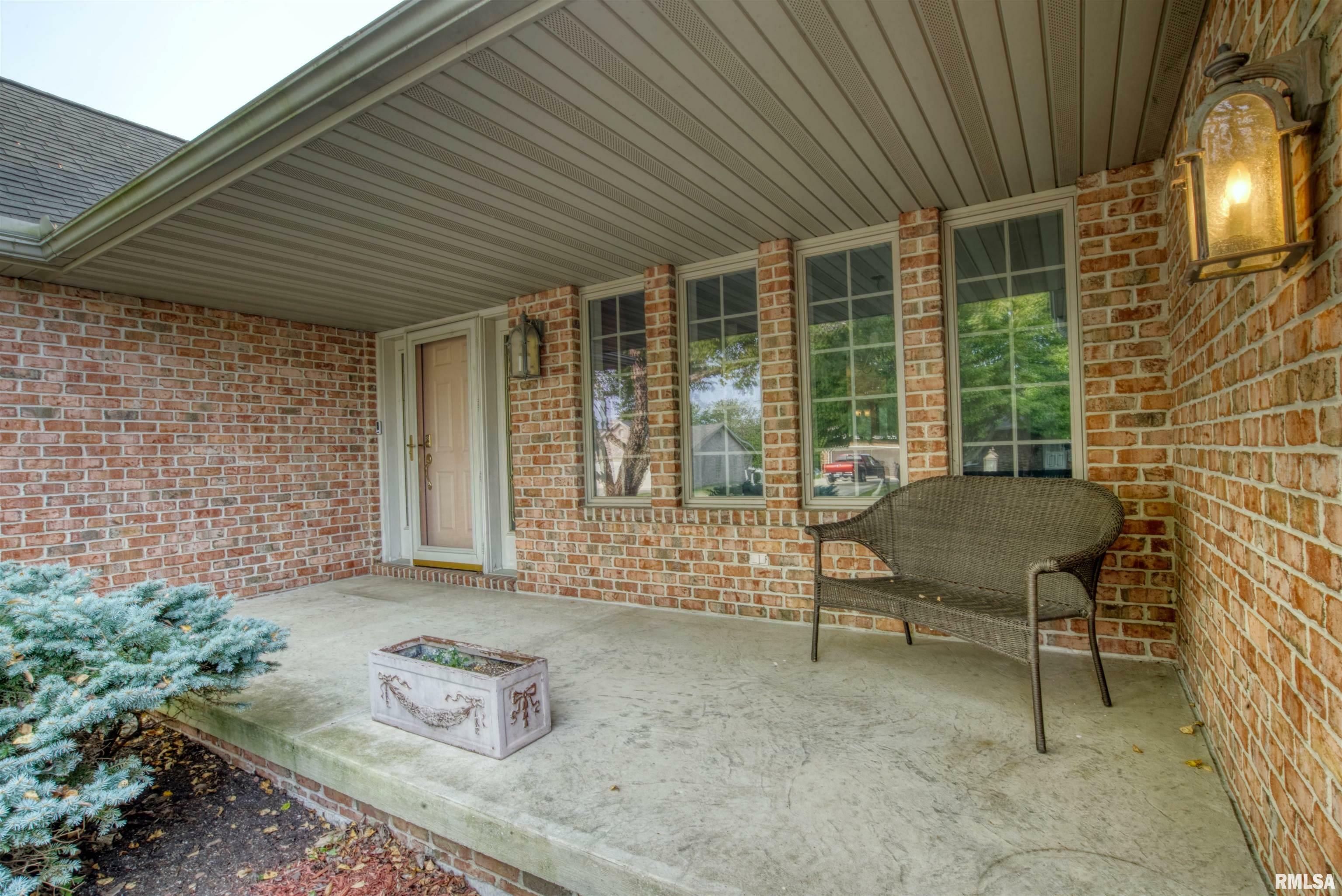 Property Photo:  221 N Ostrom Avenue  IL 61559 