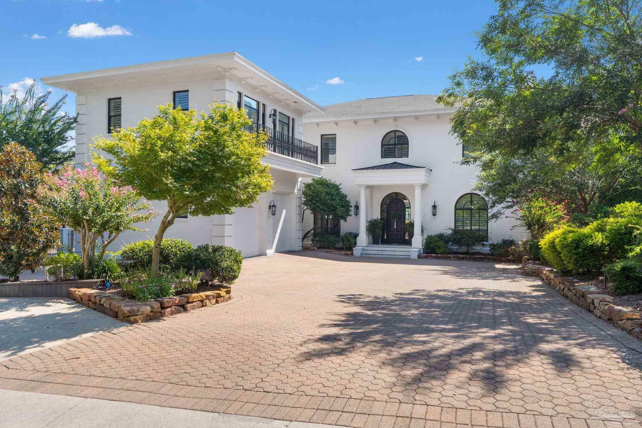 Property Photo: 3410 N 18th Ave FL 32503