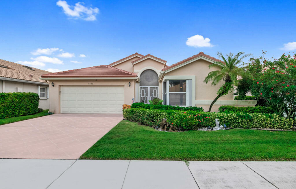 9847 Harbour Lake Circle  Boynton Beach FL 33437 photo