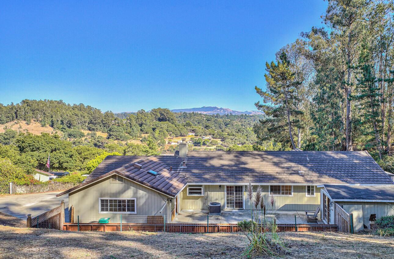 Property Photo:  17700 Countryside Court  CA 93907 