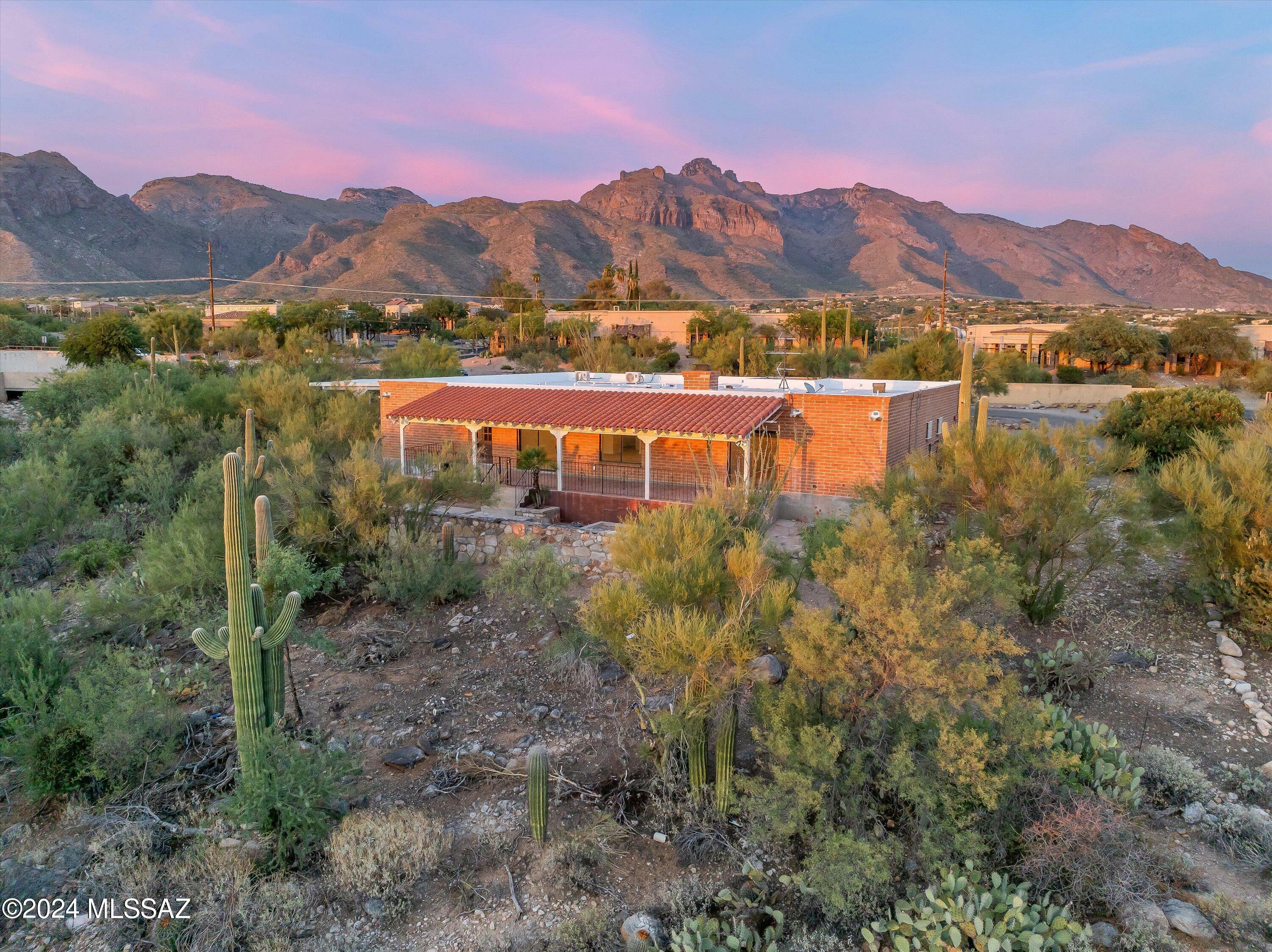 Property Photo:  1730 E Skyline Drive  AZ 85718 