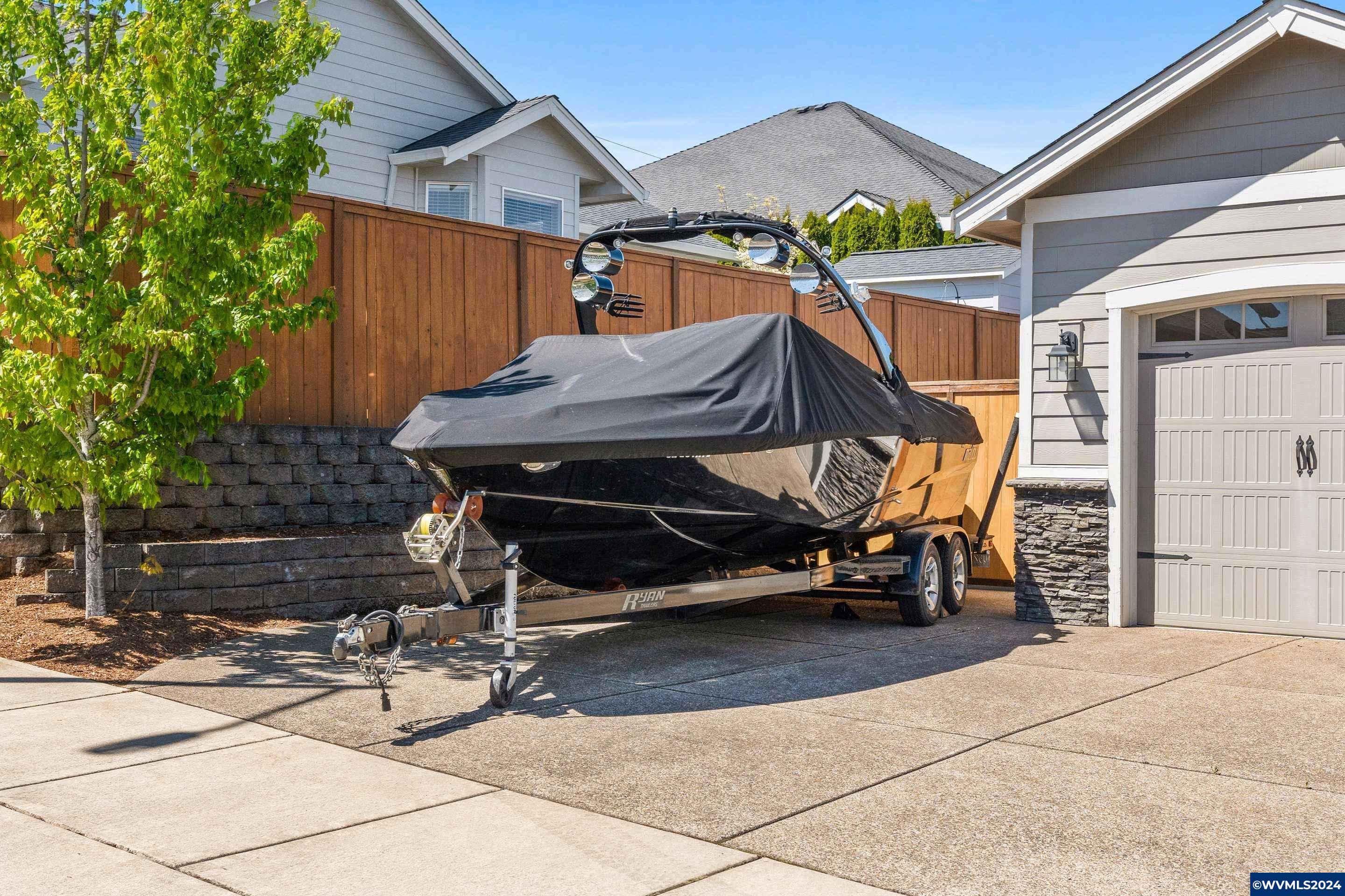 Property Photo:  2871  Wing Tip Av NW  OR 97304 