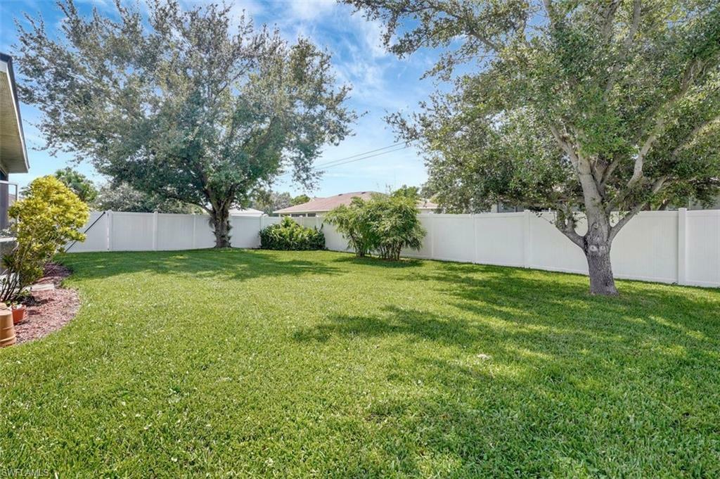 Property Photo:  1718 SW 2nd Ave  FL 33991 