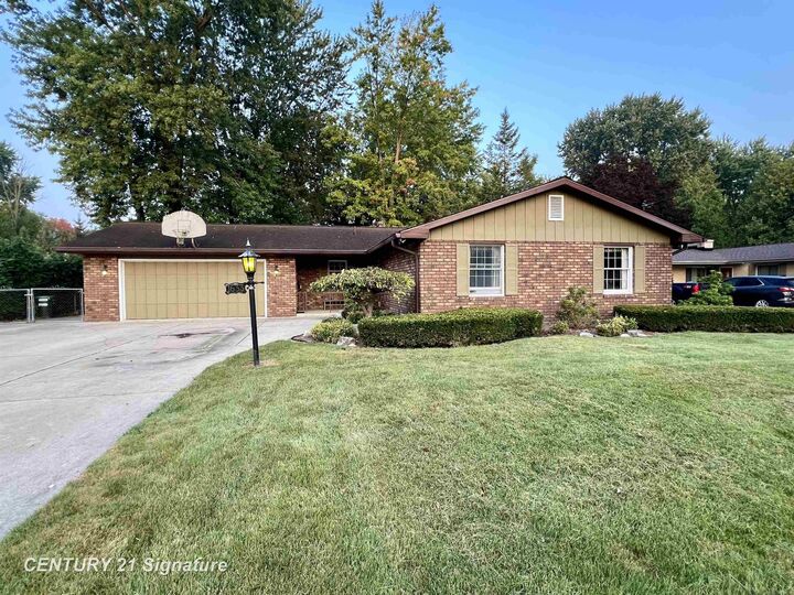 1633 Wilson Drive  Saginaw MI 48638 photo