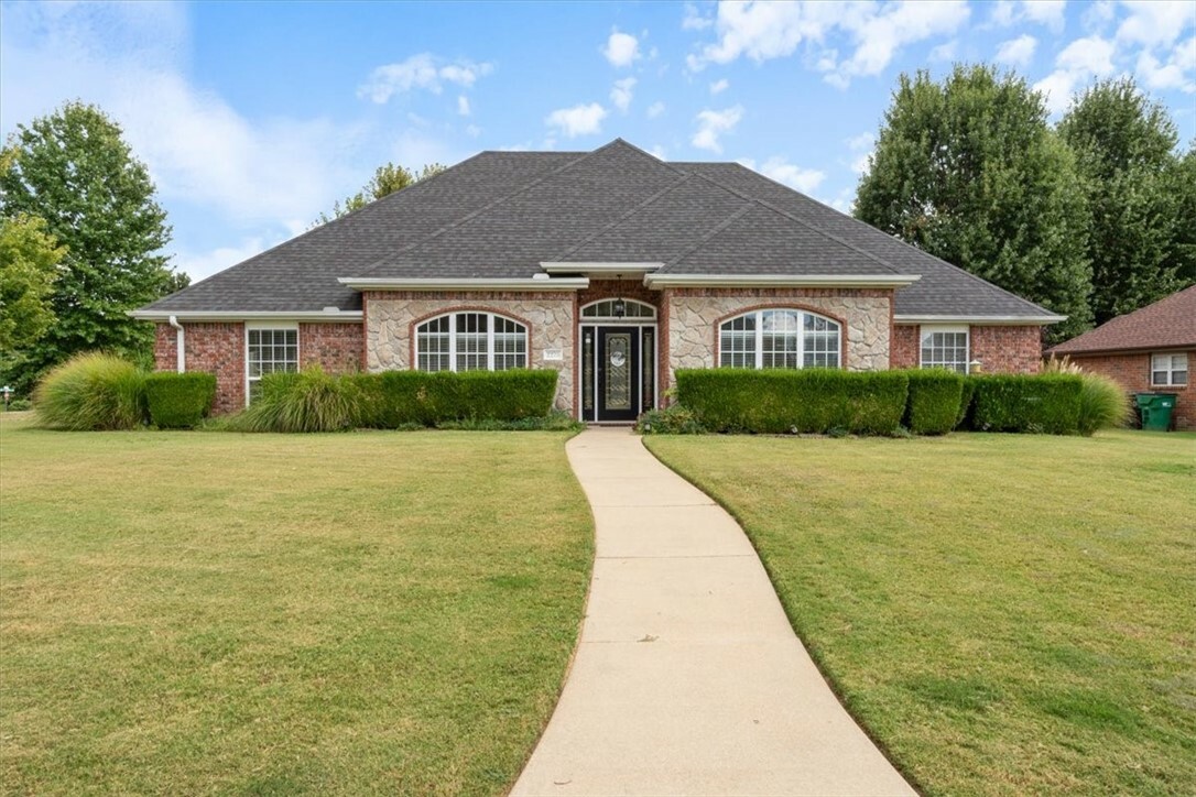 Property Photo:  2275 Saratoga Avenue  AR 72762 