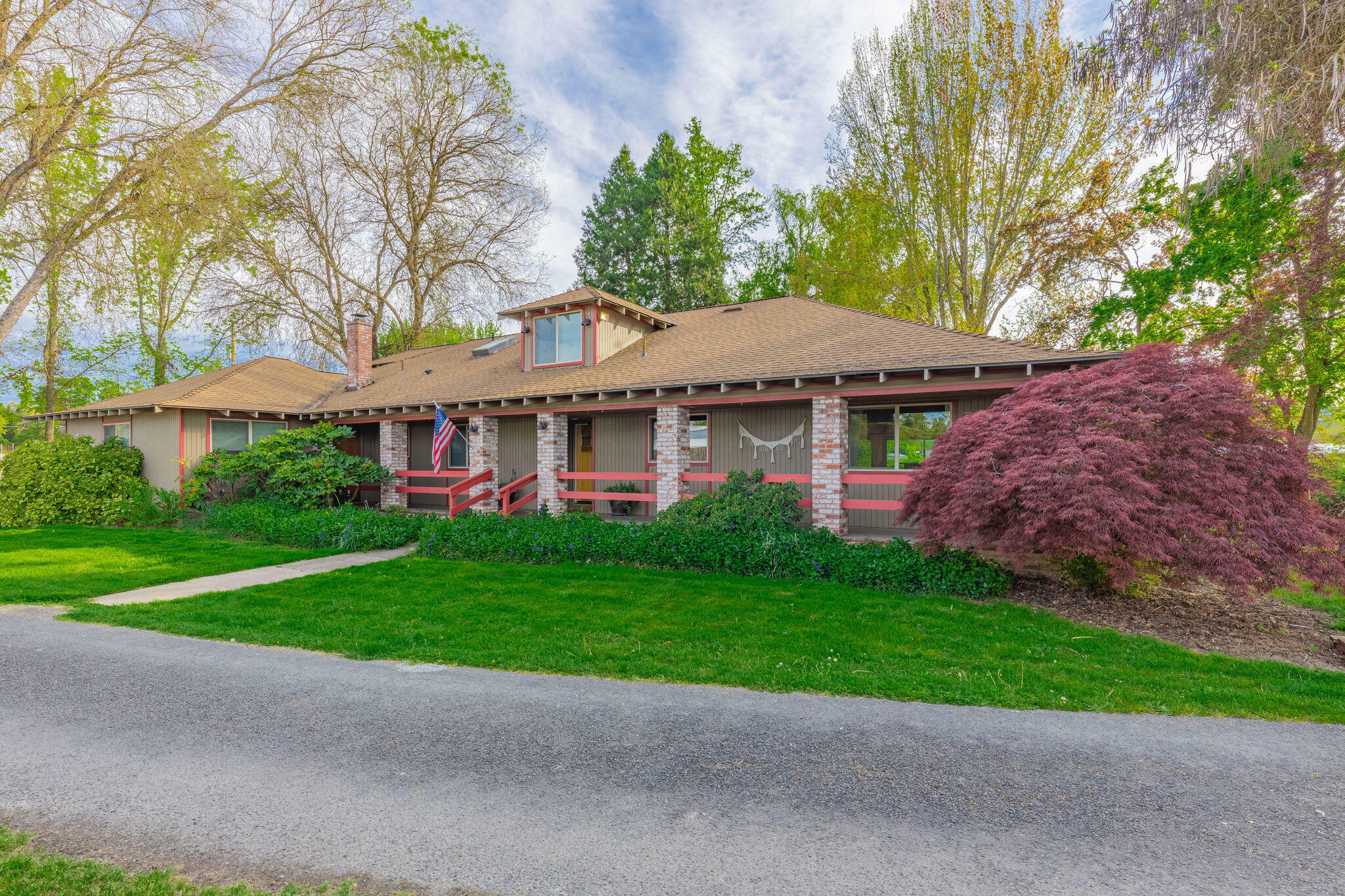 3505 Madrona Lane  Medford OR 97501 photo