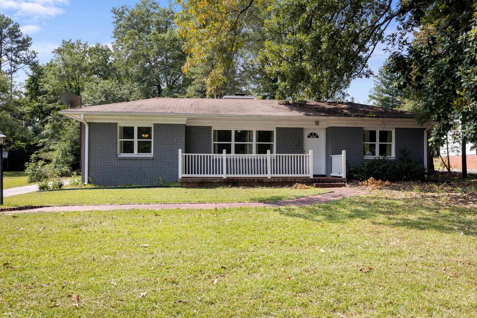 Property Photo:  310 Briarwood Road  SC 29301 