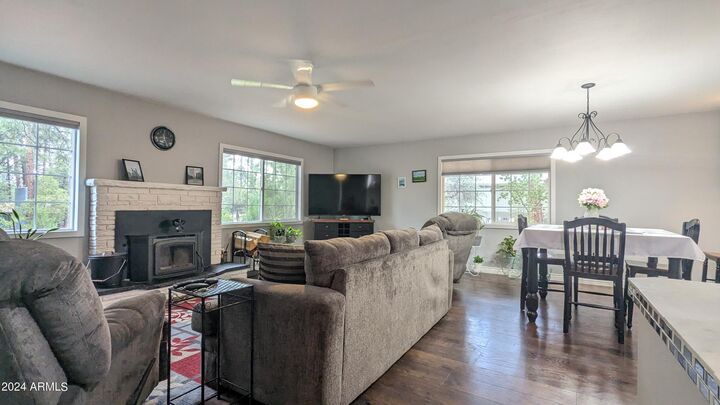 Property Photo:  903 N Manzanita Drive  AZ 85541 