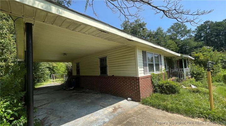 Property Photo: 6118 Louise Street NC 28304