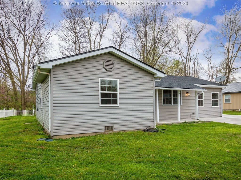 Property Photo:  60 Ada Court  WV 25510 