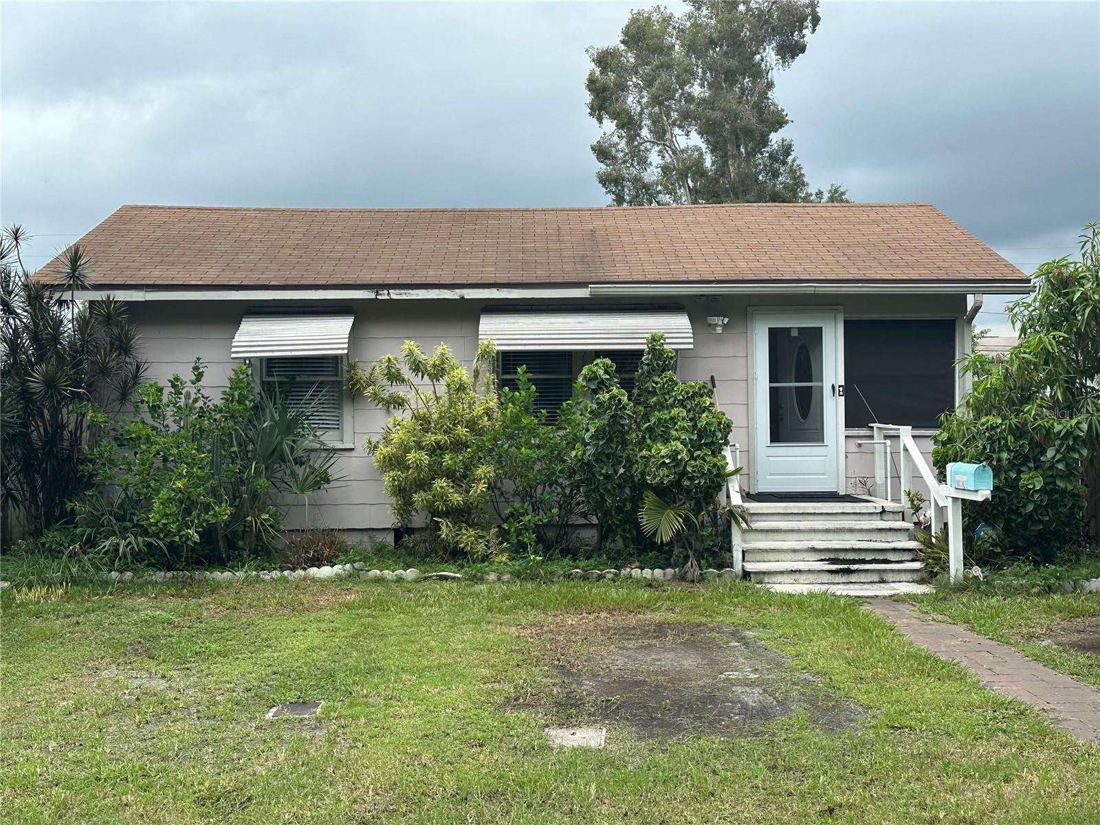 5485 72nd Avenue N  Pinellas Park FL 33781 photo