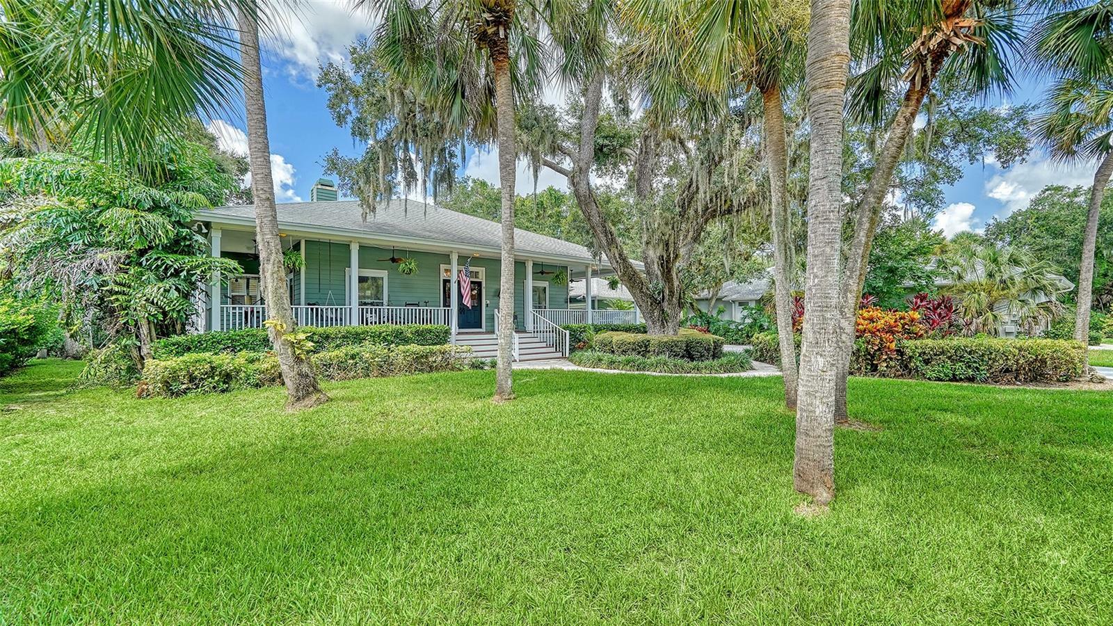 Property Photo:  4726 E Trails Drive  FL 34232 