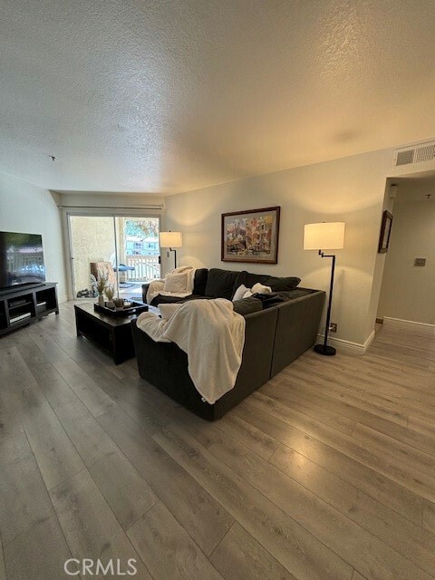 Property Photo:  5805 Oak Bend Lane 201  CA 91377 