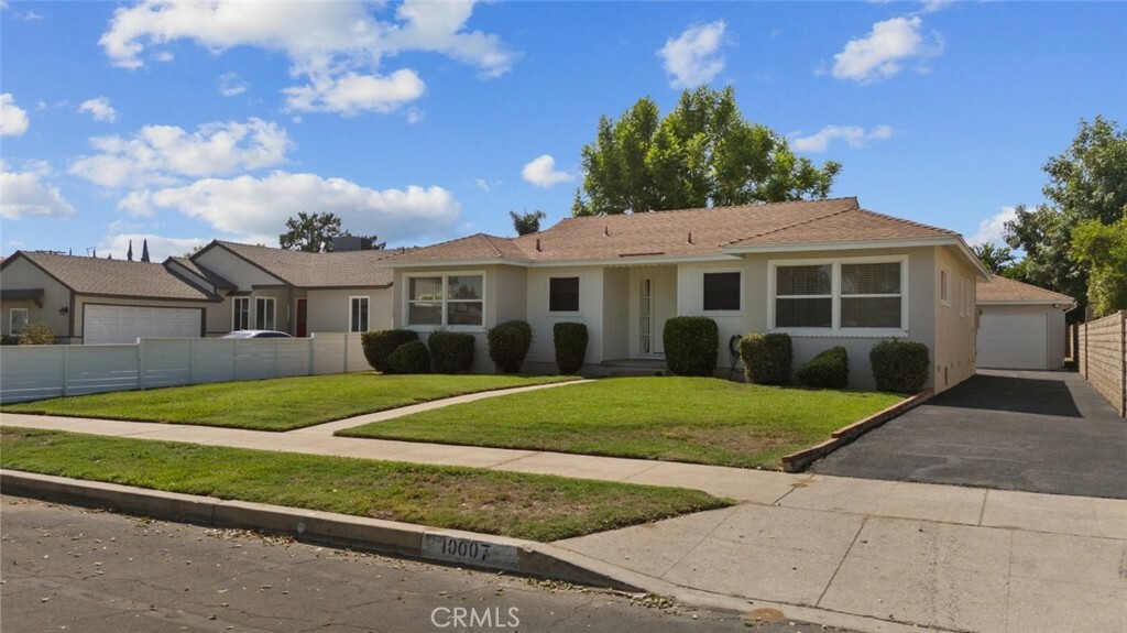 Property Photo:  10007 Burnet Avenue  CA 91345 