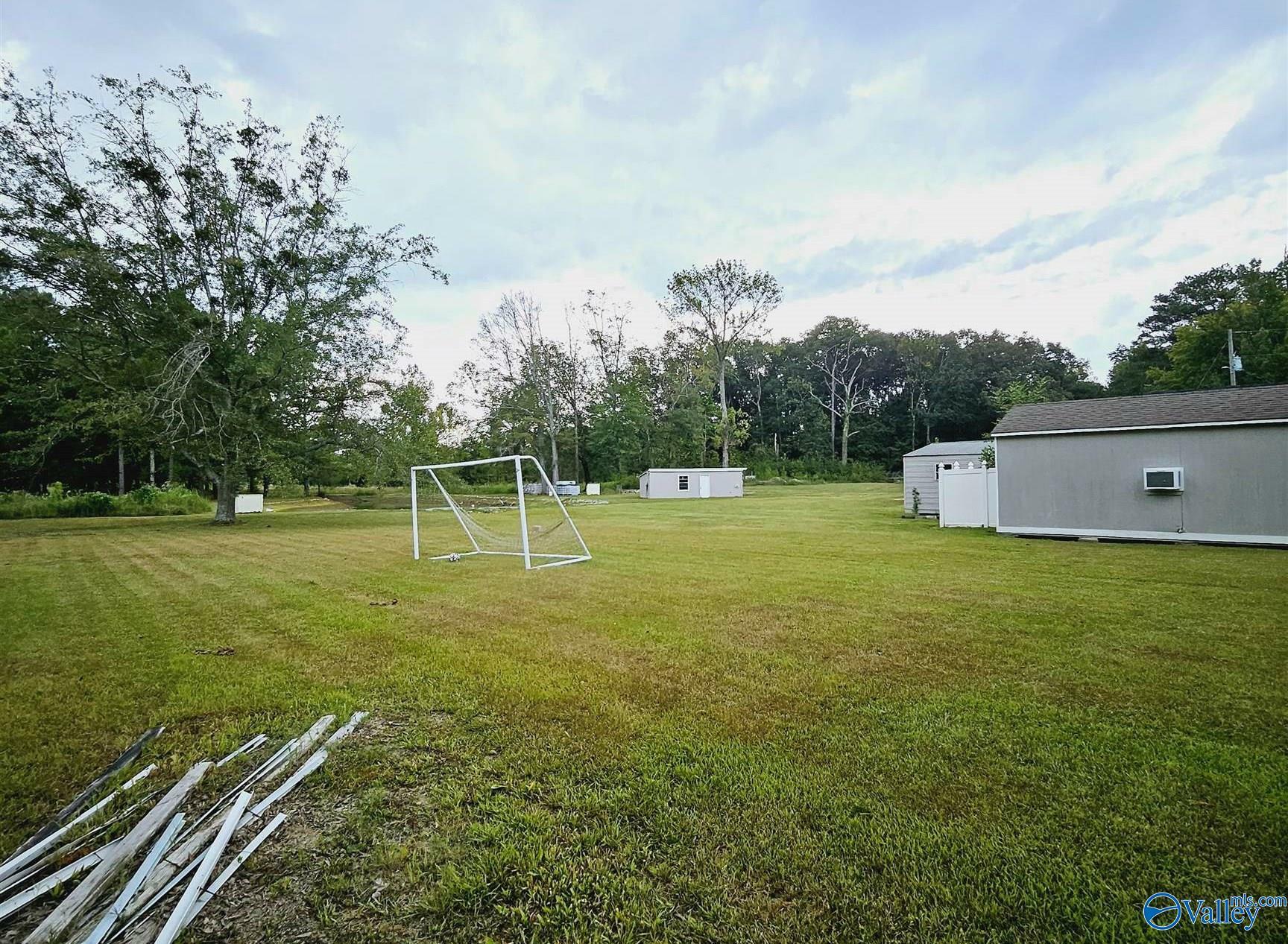 Property Photo:  19469 County Road 460  AL 35650 