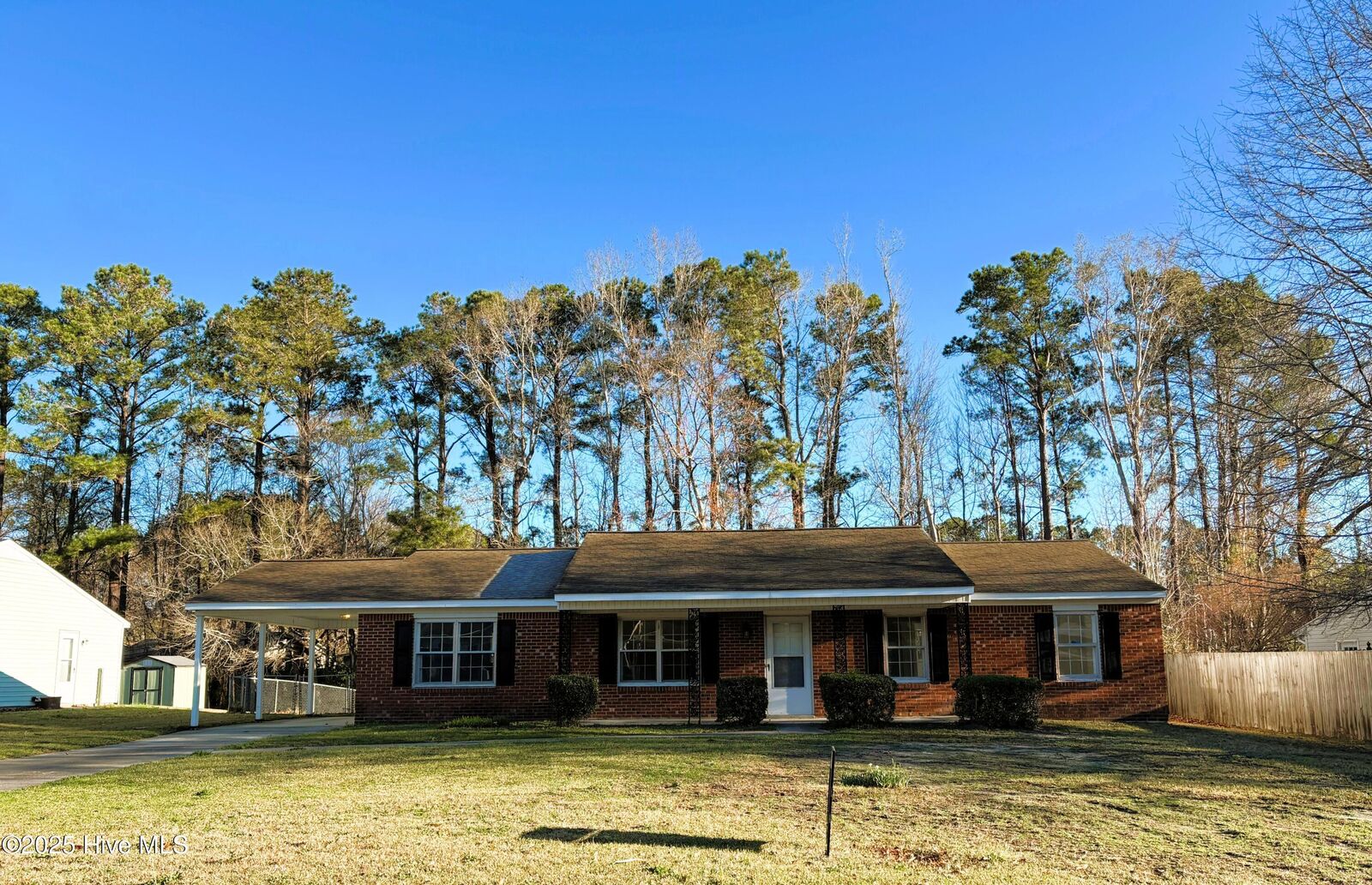 Property Photo:  2805 Country Club Road  NC 28546 