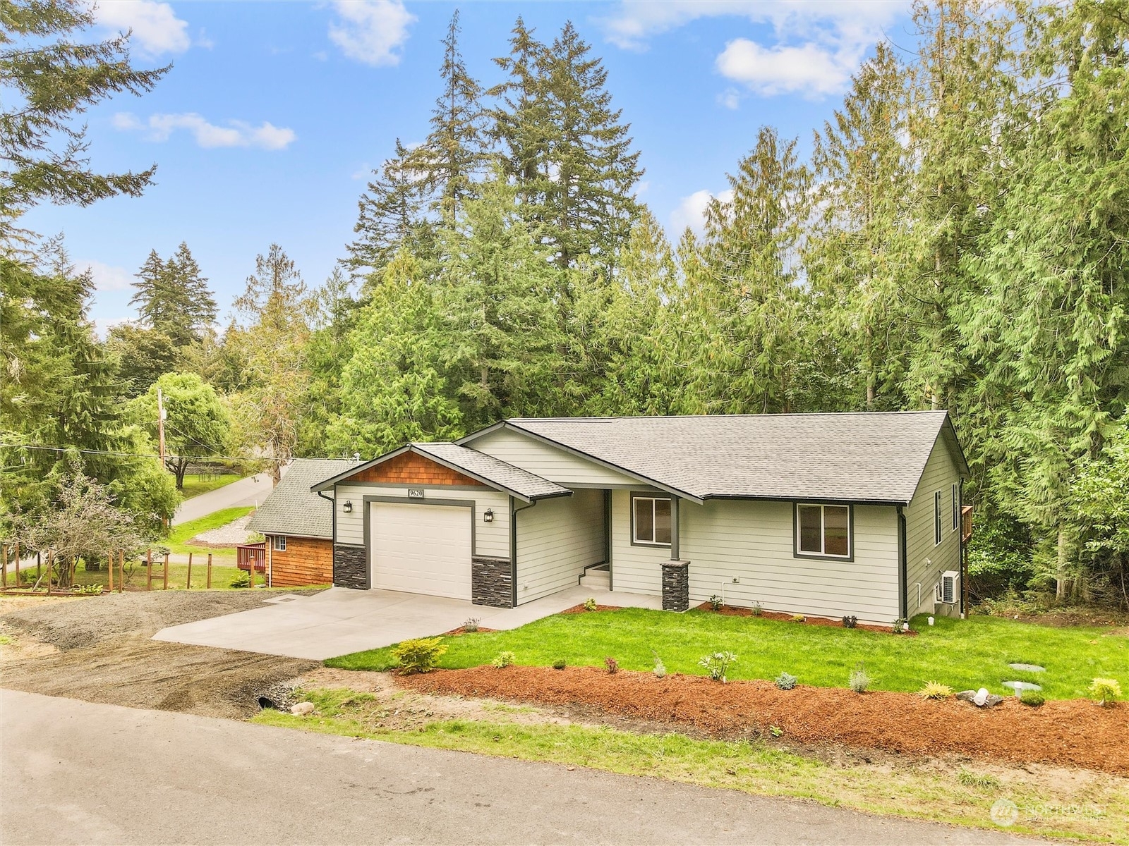 Property Photo:  9620  Lookout Drive NW  WA 98502 