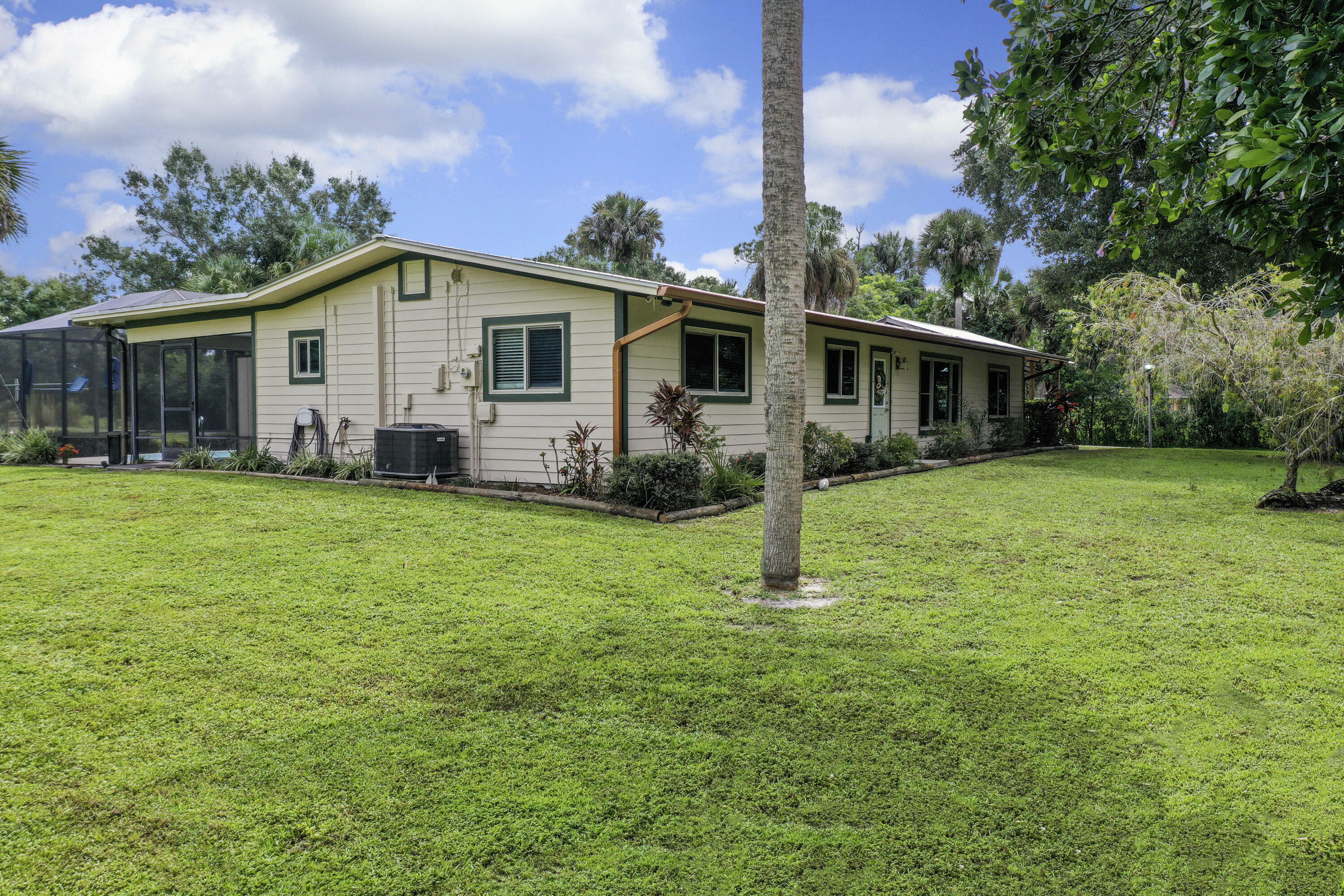 Property Photo:  7481 SW Citrus Boulevard  FL 34990 