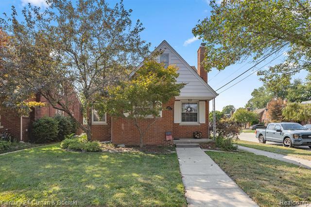 Property Photo:  951 N Mildred Street  MI 48128 